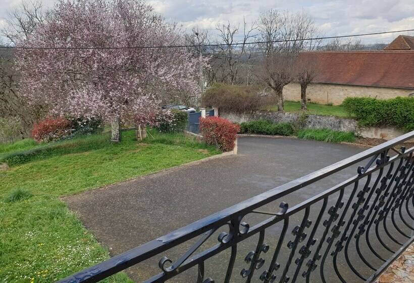 펜션 Chambre Avec Cuisine équipée Sur Demande