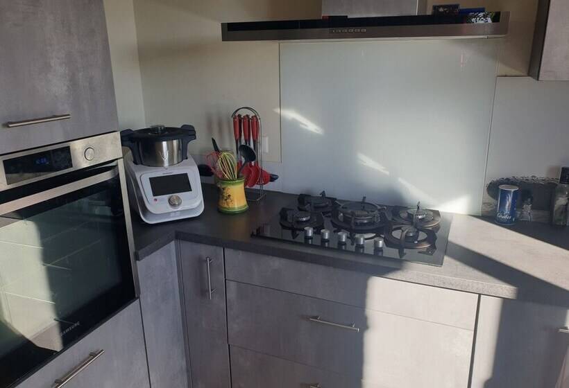 펜션 Chambre Avec Cuisine équipée Sur Demande