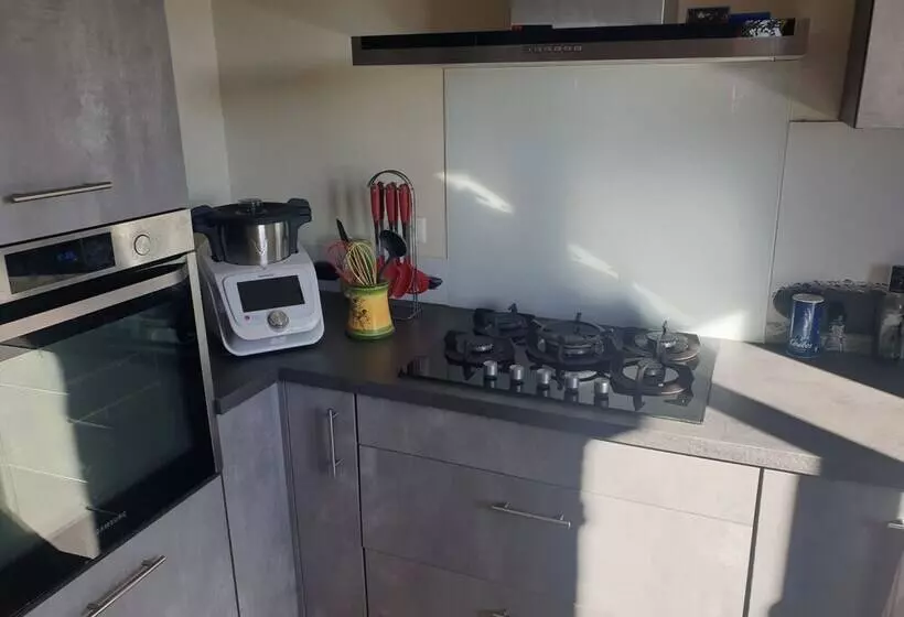 Majatalo Chambre Avec Cuisine équipée Sur Demande