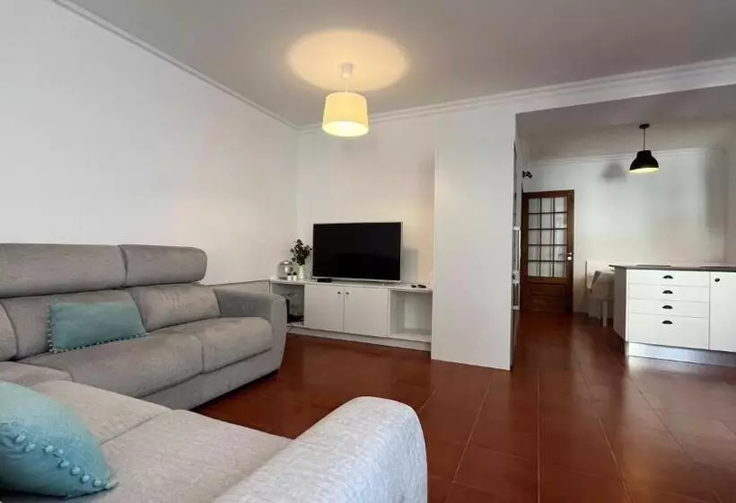 پانسیون Espírito Azul Guest House   Rooms To Rent, 2 Minutes Walking From The Beach, Marina And Our Dive Cen