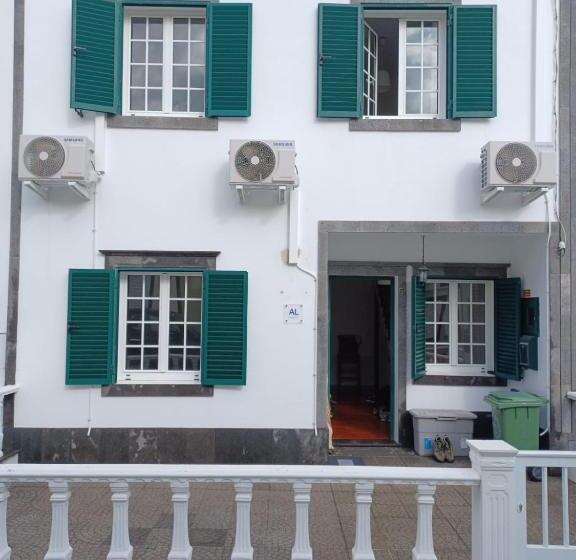 膳宿费 Espírito Azul Guest House   Rooms To Rent, 2 Minutes Walking From The Beach, Marina And Our Dive Cen