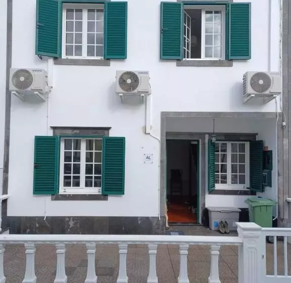 پانسیون Espírito Azul Guest House   Rooms To Rent, 2 Minutes Walking From The Beach, Marina And Our Dive Cen