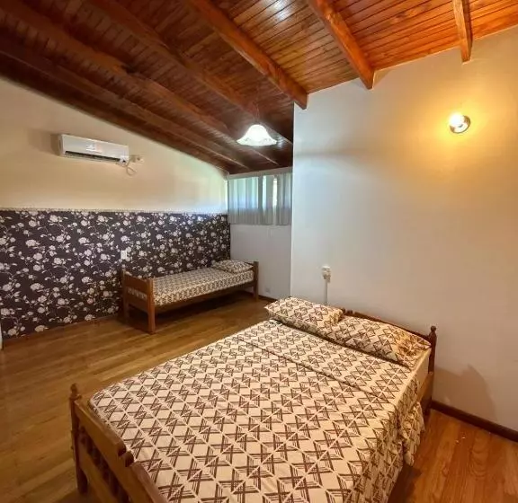 پانسیون Hostal La Calma