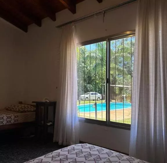 پانسیون Hostal La Calma