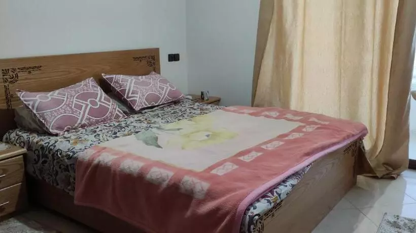 تختخواب و صبحانه رياض النخيل