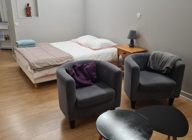 ベッドアンドブレックファースト Chambre Tom