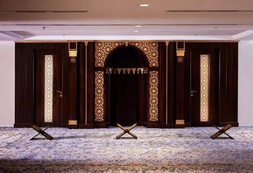 Hotelli فنادق رزون مكة توصيل الى الحرم