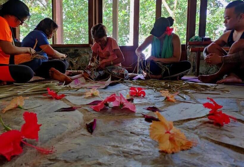 בית מלון כפרי Kiao Beach