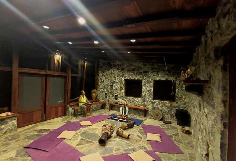 בית מלון כפרי Kiao Beach