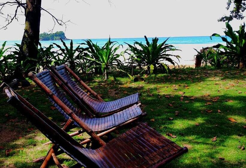 בית מלון כפרי Kiao Beach