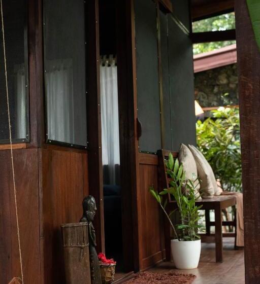 בית מלון כפרי Kiao Beach