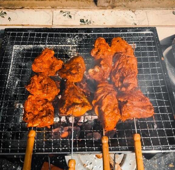 Hotel Papathi Farm House