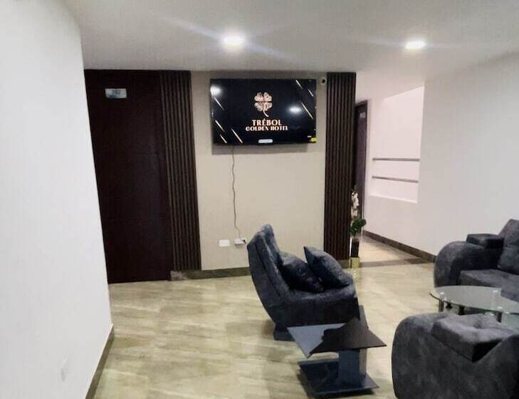 هتل Trébol Golden