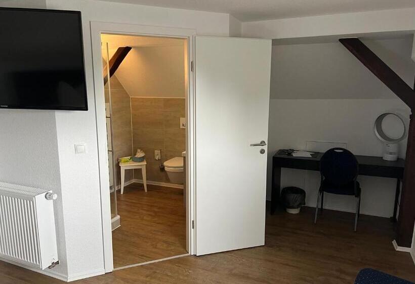 호텔 Woltorfer Landkrug