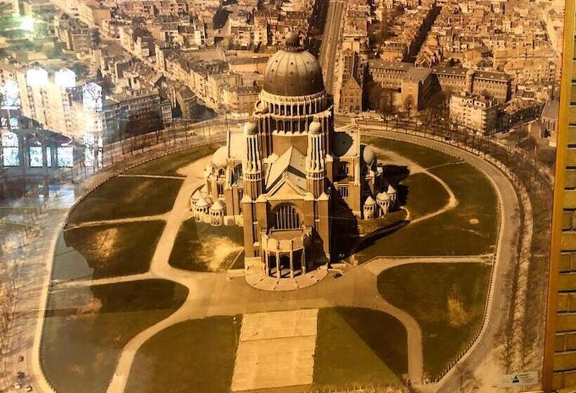 پانسیون Room In Bb   Undefined