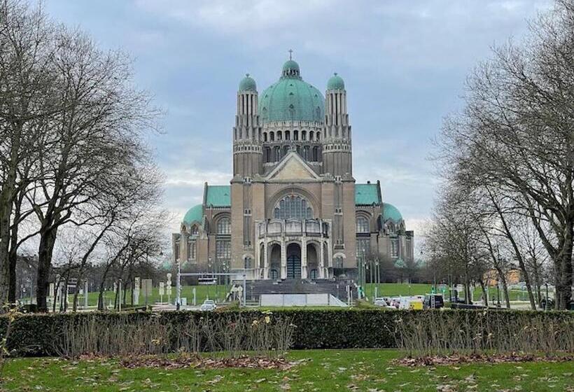 پانسیون Room In Bb   Undefined