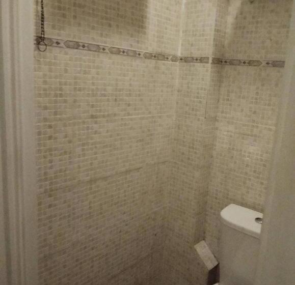 پانسیون Room In Bb   Undefined