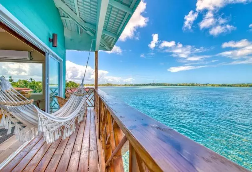 ユースホステル Bambuda Santa Catalina