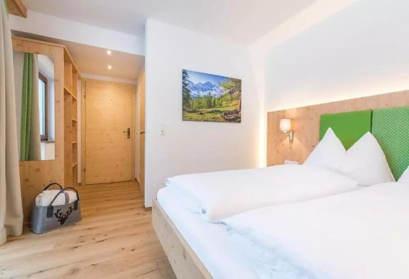 تختخواب و صبحانه Landhaus Sunseitn