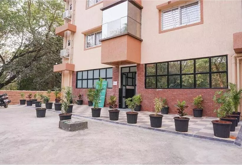 Fabhotel Prime Esta Inn   Nr Twin Tower, Viman Nagar