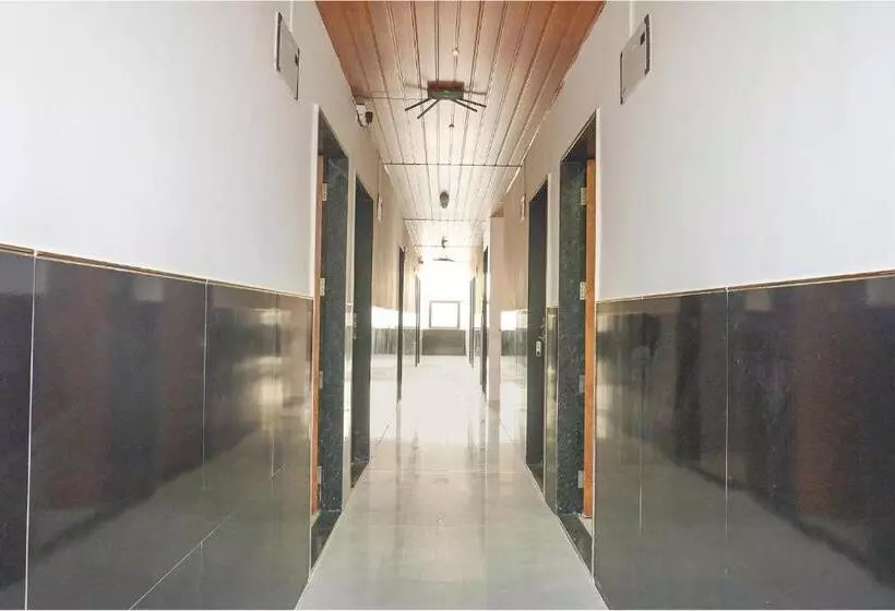 Fabhotel Prime Esta Inn   Nr Twin Tower, Viman Nagar