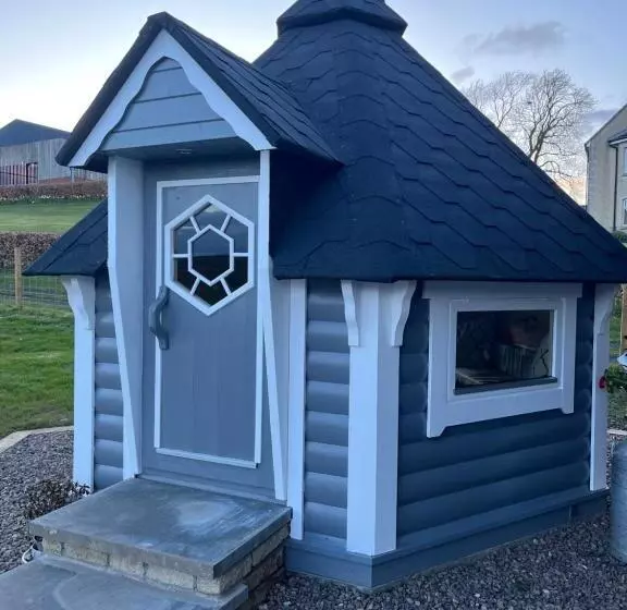 ホテル Capledrae Farmstay Shepherds Huts