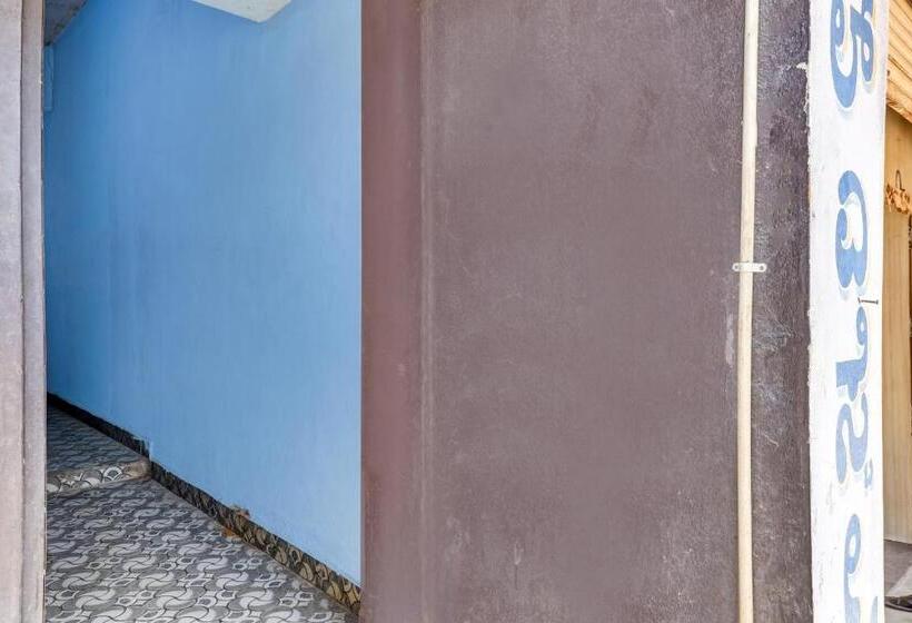 Отель Collection O Waiterly Boarding & Lodging