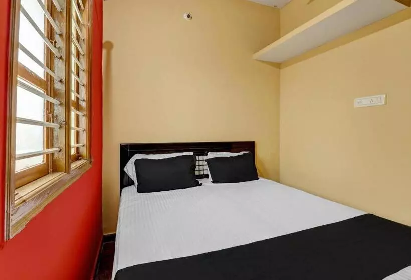 هتل Collection O Waiterly Boarding & Lodging