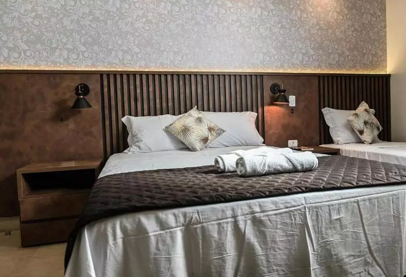 Hotelli Eco Porto Resort