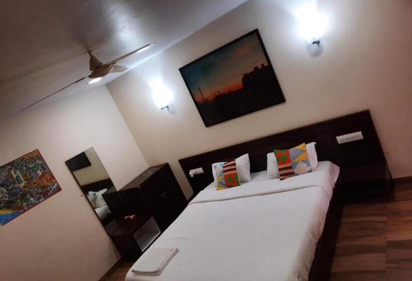 Hotelli Karla Retreat