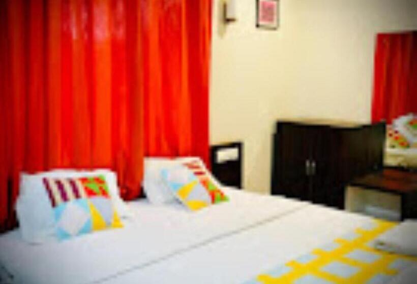 Отель Karla Retreat