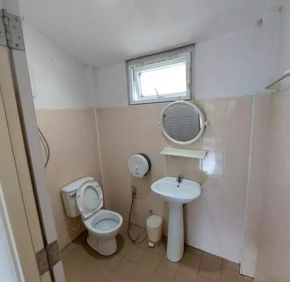 Hotelli Loma Beach Resort