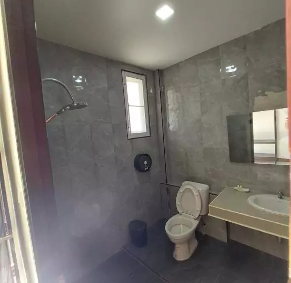 Hotelli Loma Beach Resort