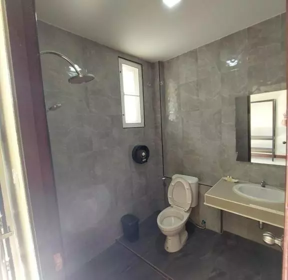 Hotelli Loma Beach Resort