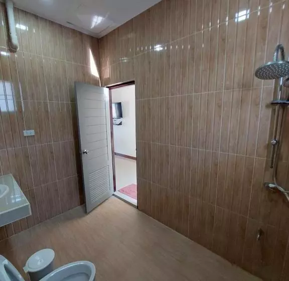 Hotelli Loma Beach Resort