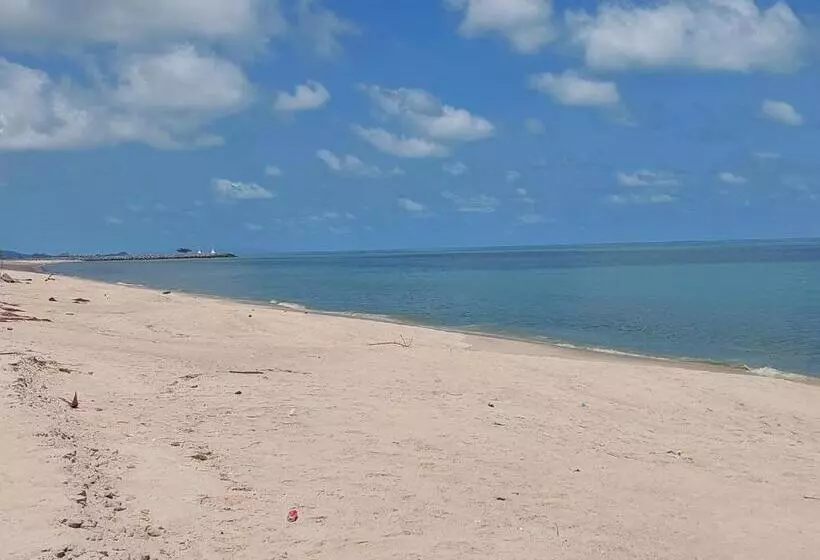 Hotelli Loma Beach Resort