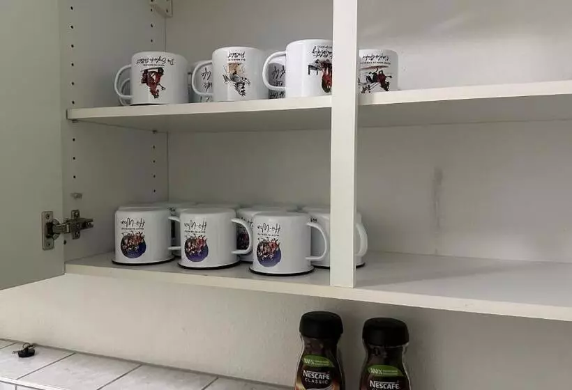 هتل Moderne Appartement