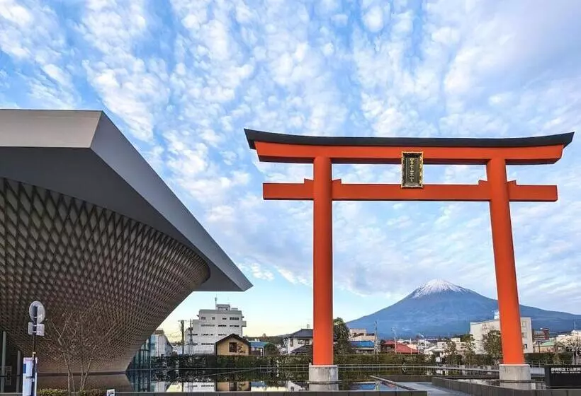Hotelli 富士山リトリートmukuten舎 富士宮 Mtfuji Retreat Mukutensha Fujinomiya Natural Wood Retreat