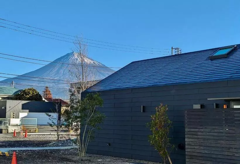 Hotelli 富士山リトリートmukuten舎 富士宮 Mtfuji Retreat Mukutensha Fujinomiya Natural Wood Retreat