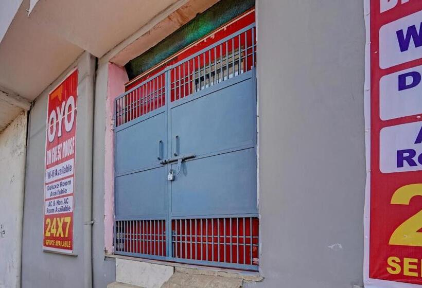 호텔 Oyo D. M. Guest House