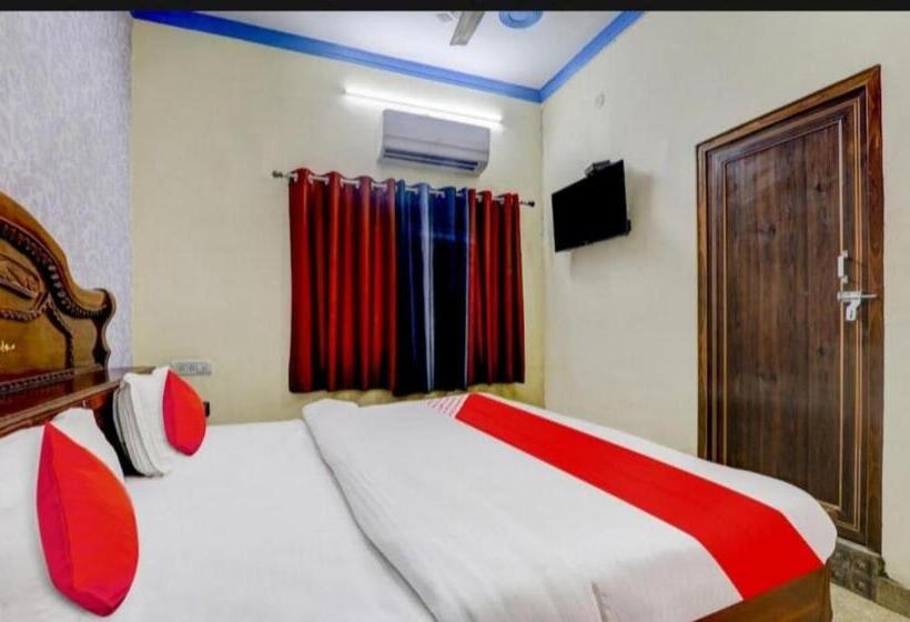 בית מלון כפרי Rajvanshi Guest House