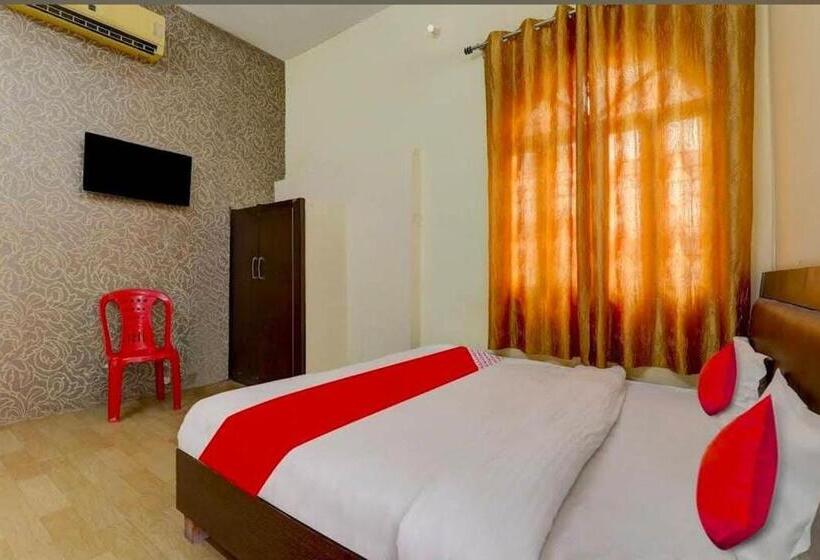 בית מלון כפרי Rajvanshi Guest House