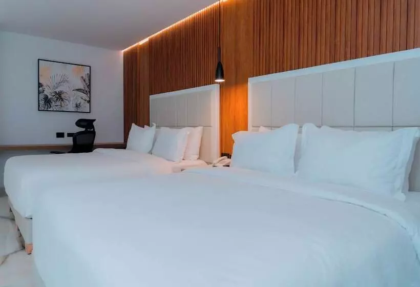 Hotelli S 111