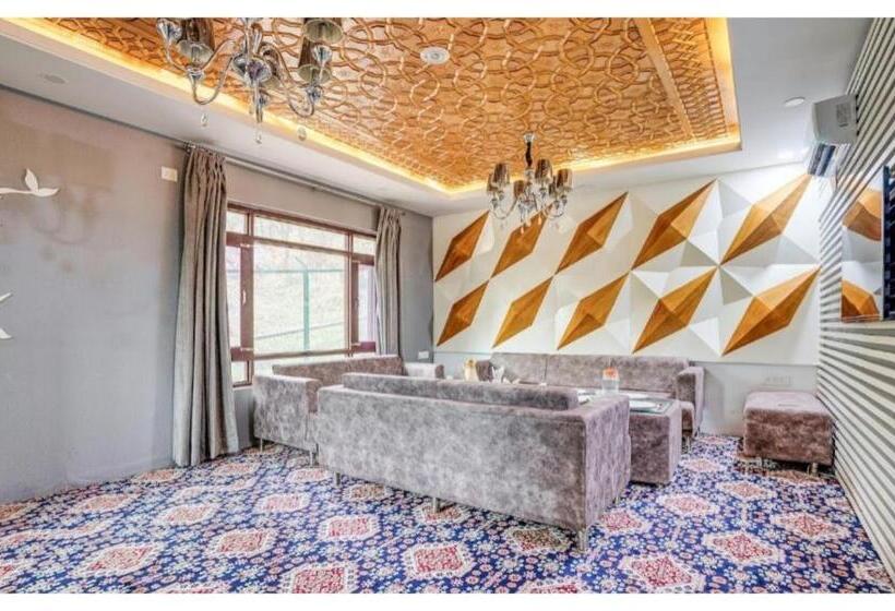 Hotel Snow Resort Gulmarg