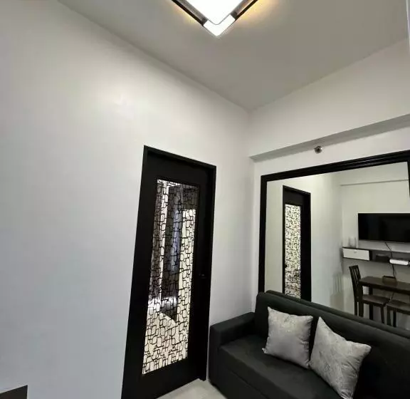 Condominium Smdc Paranaque Near Airport With Balcony
