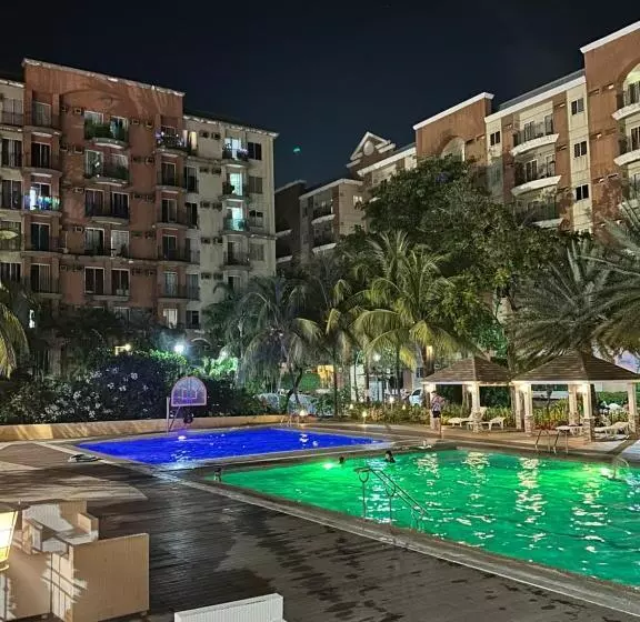 Condominium Smdc Paranaque Near Airport With Balcony