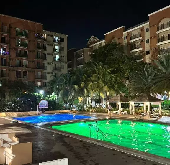 Condominium Smdc Paranaque Near Airport With Balcony