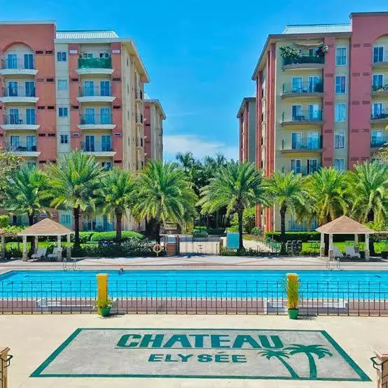 Condominium Smdc Paranaque Near Airport With Balcony