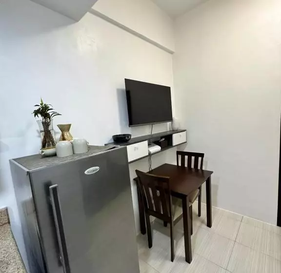 Condominium Smdc Paranaque Near Airport With Balcony