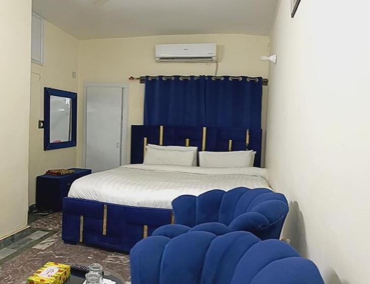 پانسیون City Light Guest House